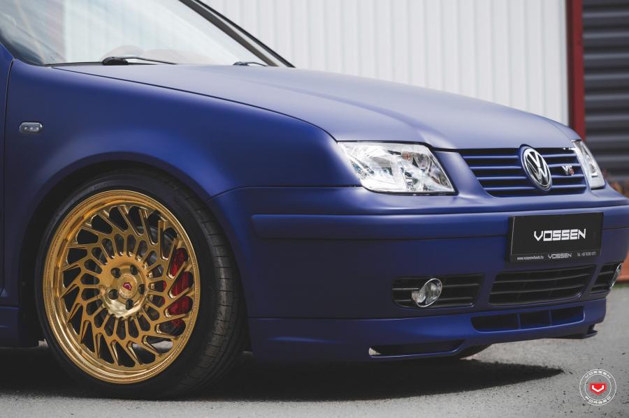 Детали экстерьера Volkswagen Jetta on Vossen Wheels (ML-R2) 2017 года  (фото 6 из 31)